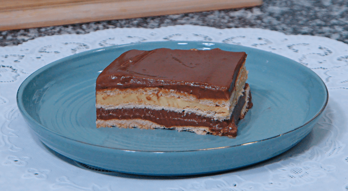 Torta de galletas con pudín con 4 ingredientes receta paso a paso