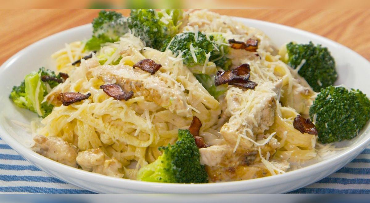 Tallarines a lo Alfredo con pollo y brócoli: receta paso a paso