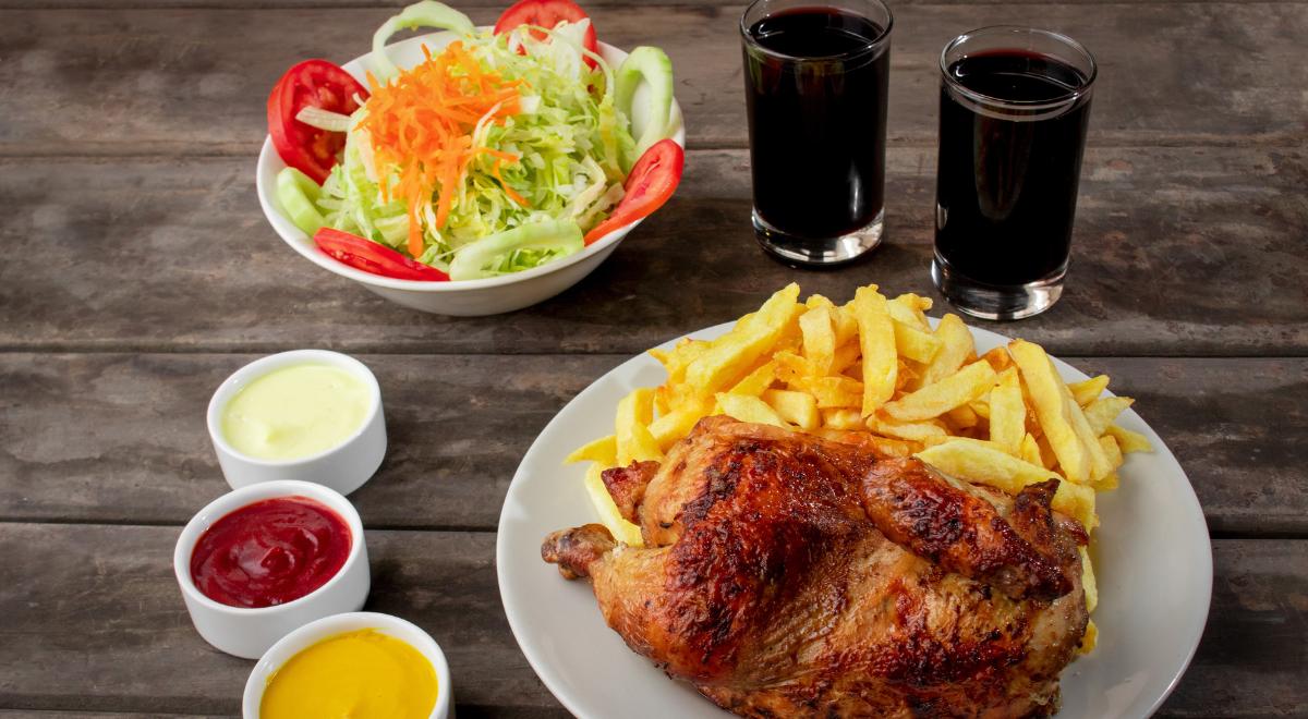 ¿Cuánto cuesta un cuarto de pollo a la brasa en las pollerías más reconocidas de Lima?