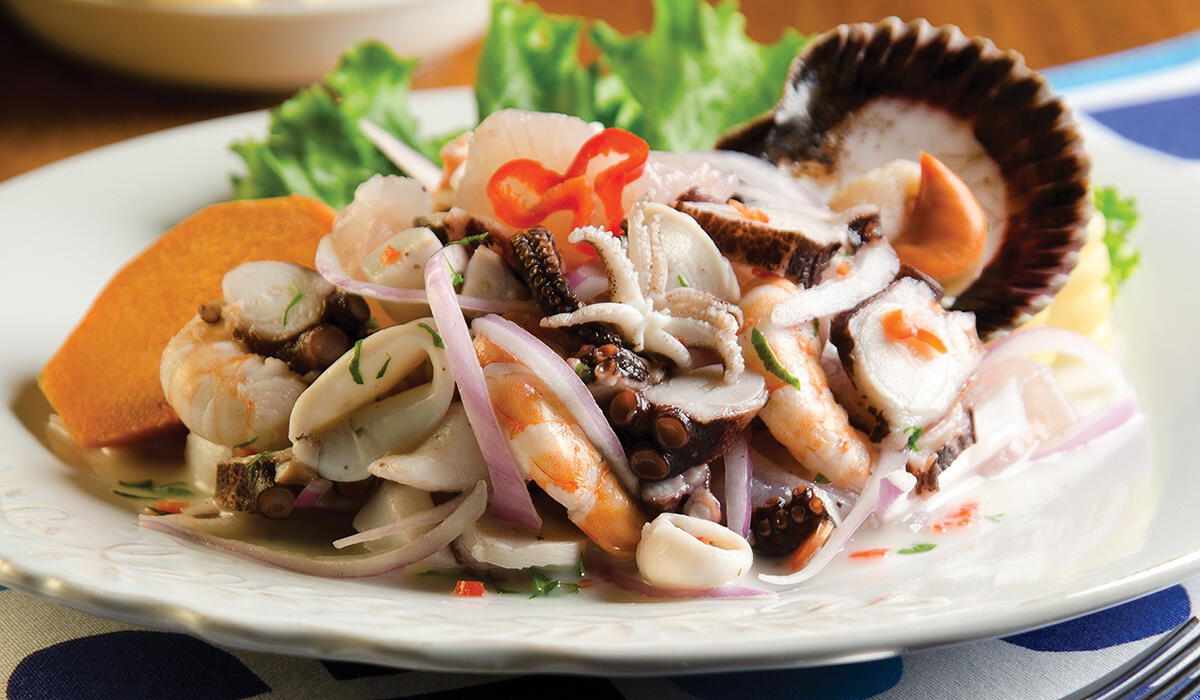 Ceviche mixto [VIDEO]