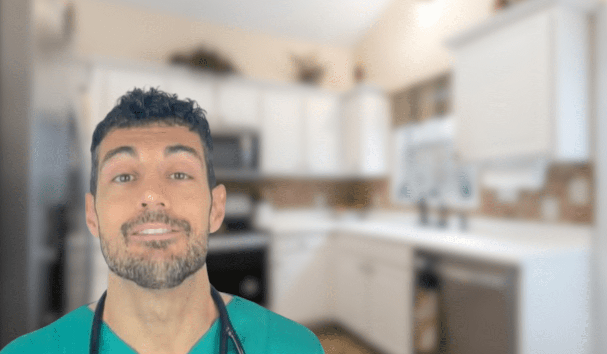 El error común en la cocina que aumenta los microplásticos en tu cuerpo
