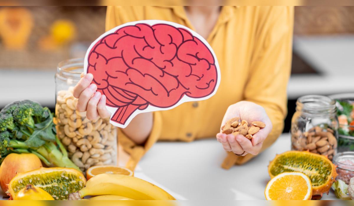 Los mejores alimentos para fortalecer la mente en adultos mayores