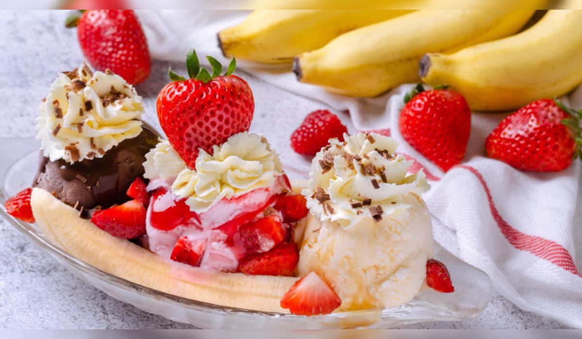 Sin horno, rápido y delicioso: El truco viral para hacer un banana split saludable en minutos