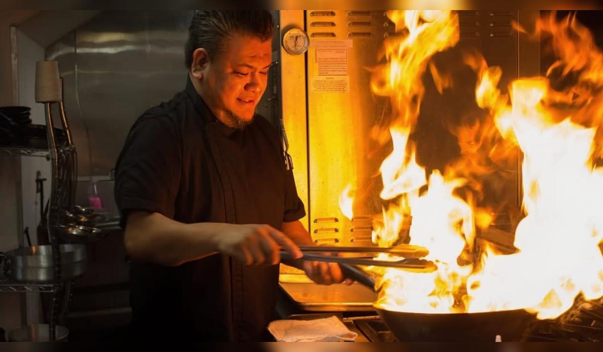 Dejó la universidad en Perú y ahora cocina en Nueva York: la historia del chef que fusiona dos mundos