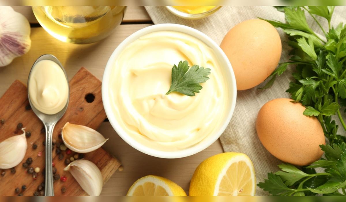 Receta fácil de mayonesa casera: rápida, cremosa y natural