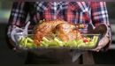 ¿Cuánto tiempo se debe poner el pavo al horno según su peso?