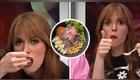 Periodista mexicana se sorprende al probar ceviche peruano.