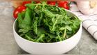 Incorporar espinaca en la dieta diaria aporta beneficios diversos para el organismo. Fuente: Shutterstock.