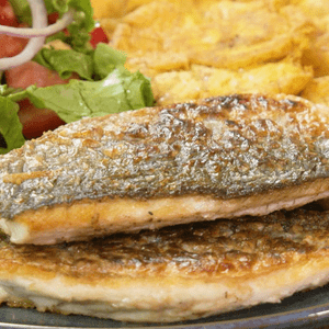 Pescado con patacones buenazo