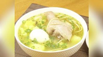 Caldo de gallina (sopa) [VIDEO]