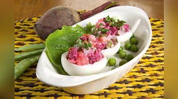 Huevo a la rusa peruana: receta paso a paso (VIDEO)