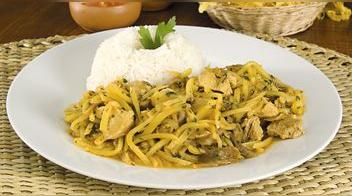 Olluquito con charqui y chancho