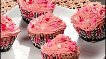 Cupcakes de frambuesas y leche condensada: receta paso a paso