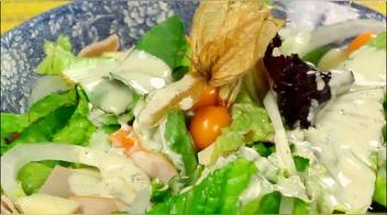 Ensalada de aguaymanto: receta paso a paso