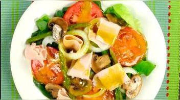 Ensalada de espinaca, pavo y champiñones: receta paso a paso