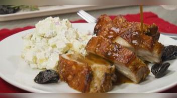 Chancho al horno con ensalada de papa (VIDEO)