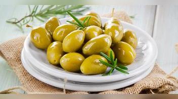 ¿Cómo se hacen las aceitunas verdes?