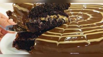 Torta de chocolate con manjar blanco (VIDEO)