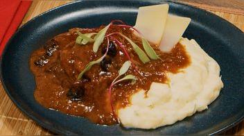 Estofado de pollo cervecero: receta paso a paso (VIDEO)