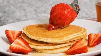 Panqueques con helado de fresa: receta paso a paso