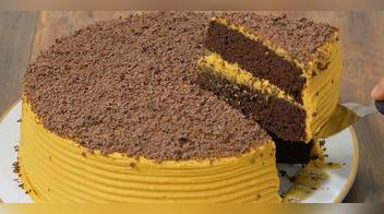 Torta de lúcuma con queque de chocolate: esponjosa y húmeda (VIDEO)