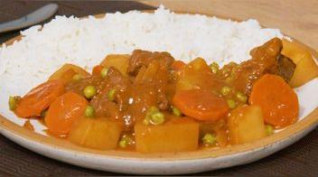 Estofado de carne: fácil y jugosa (VIDEO)