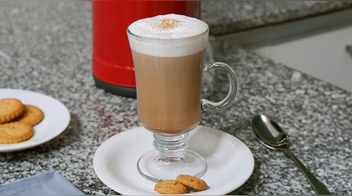 Mocachino casero: receta paso a paso (VIDEO)