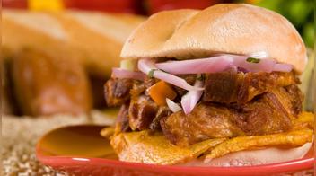 Descubre las 5 MEJORES CHICHARRONERÍAS de Lima