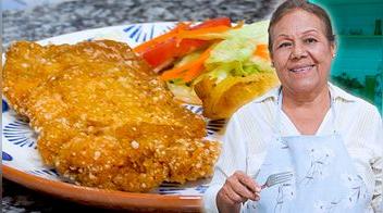 Cómo preparar pollo frito con papas doradas (VIDEO)