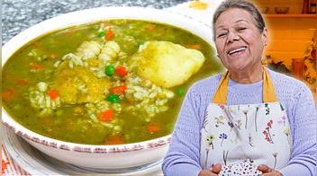 Cómo hacer aguadito de pollo: sopa peruana