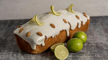 Sin harina ni azúcar: receta de budín de limón saludable, fácil y rápida