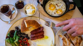 ¿Cuál es la mejor hora para tomar desayuno si tienes diabetes o hipertensión?