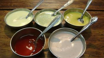 No es la huancaína ni la ocopa: esta es la crema más rica del Perú, según guía gastronómica