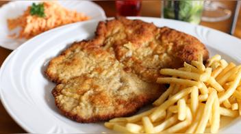 Ni harina ni pan rallado: el mejor truco de los chefs para hacer filetes crujientes