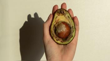 Cómo conservar la palta hasta tres días en el refrigerador sin que se ponga negra