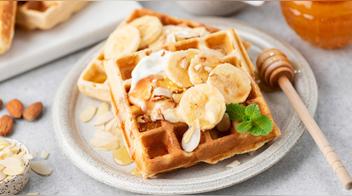 Waffles saludables sin harina ni azúcar: opción rápida y nutritiva con banana