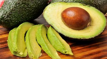 ¿Cómo conservar la palta por más de un mes sin que se oxide ni se ponga negra?