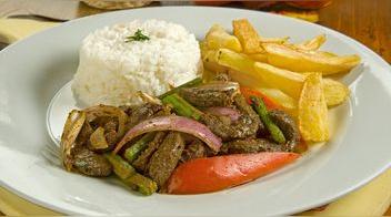 Saltado de hígado peruano: receta tradicional