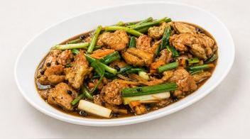 Pollo al tausí: receta clásica