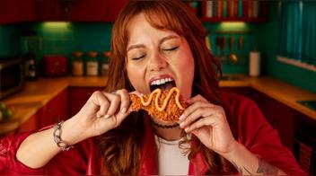 AlaKFC: AlaCena & KFC lanzan colaboración que promete hacer lo rico aún más rico