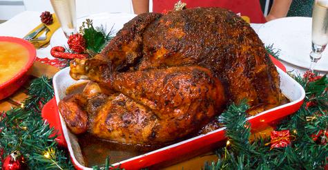 Pavo al horno doradito y suavecito con la receta de Buenazo.    Pavo al horno doradito y suavecito con la receta de Buenazo.