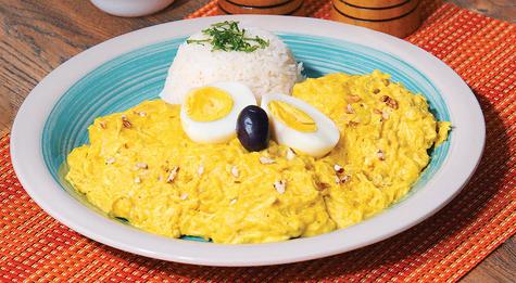 Ají de pollo con quinua      Ají de pollo con quinua