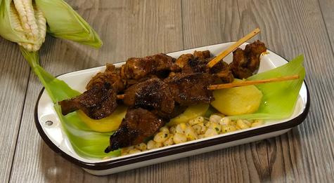 Anticuchos con rachi Anticuchos con rachi