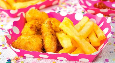 Nuggets con papas. Nuggets con papas.