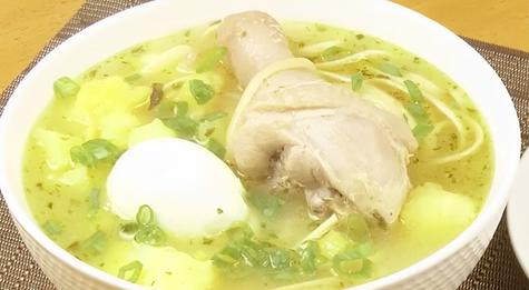 Caldo de gallina. Caldo de gallina.