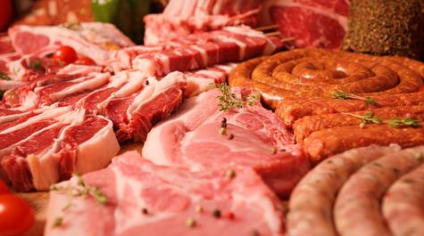 Evita descongelar la carne a temperatura ambiente.   