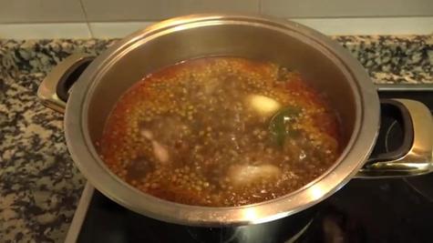 Se puede agregar agua o caldo    Se puede agregar agua o caldo