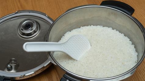 Es mejor guardar el arroz en el refrigerador Es mejor guardar el arroz en el refrigerador