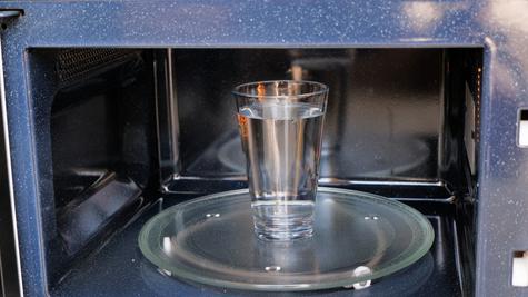 El agua sobrecalentada se convierte en un riesgo potencial de “explosión”    El agua sobrecalentada se convierte en un riesgo potencial de “explosión”