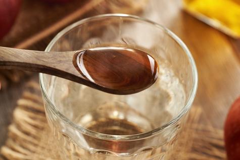 El consumo de vinagre regula los niveles de azúcar.    El consumo de vinagre regula los niveles de azúcar.